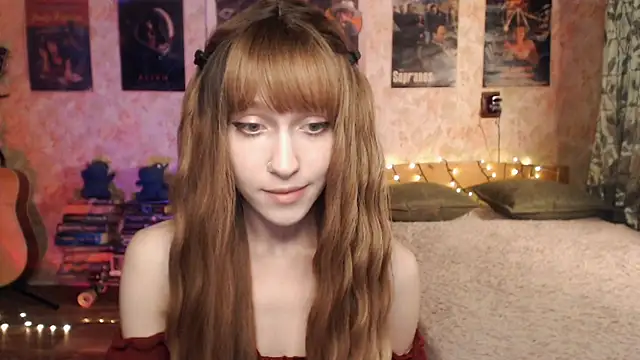 Friendly Ellie online show from 12/17/24, 03:17