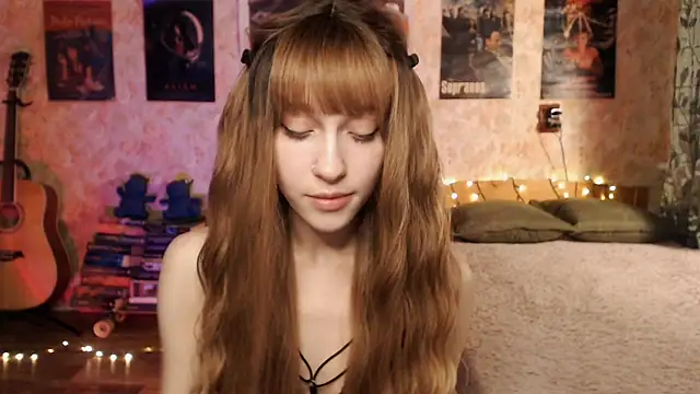 Friendly Ellie online show from 12/26/24, 12:14