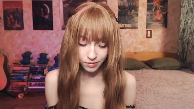 Friendly Ellie online show from 10/26/25, 12:27