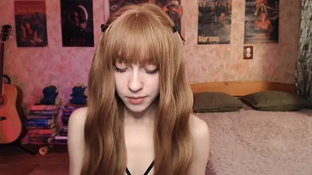 Friendly Ellie online show from 11/18/25, 11:15