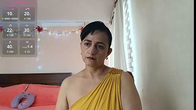 ISABEEL SOFIA01 online show from 04/04/26, 08:17