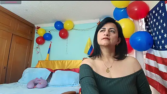 Snapshot of ISABEEL_SOFIA01 chatting on 06/24/26, 07:02 ISABEEL SOFIA01 online show from 06/24/26, 07:02