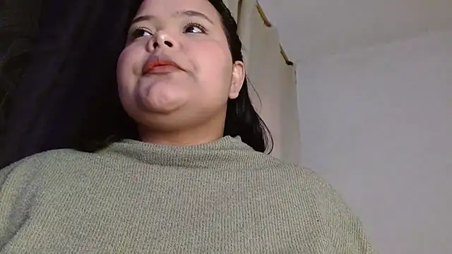 Snapshot of sexychubby___ chatting on 12/17/24, 04:43 sexychubby online show from 12/17/24, 04:43