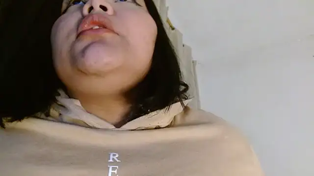 Snapshot of sexychubby___ chatting on 01/05/25, 12:09 sexychubby online show from 01/05/25, 12:09