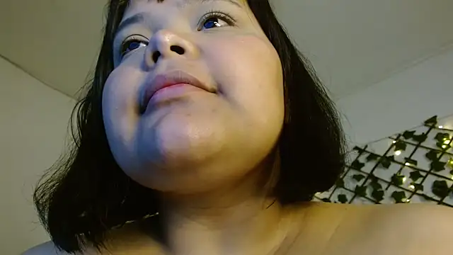 Snapshot of sexychubby___ chatting on 03/02/25, 09:22 sexychubby online show from 03/02/25, 09:22