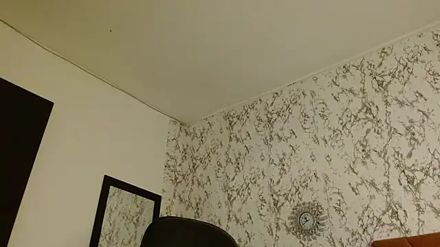 Snapshot of sexychubby___ chatting on 10/10/25, 08:30 sexychubby online show from 10/10/25, 08:30