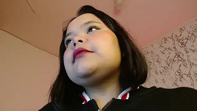 Snapshot of sexychubby___ chatting on 11/07/25, 01:38 sexychubby online show from 11/07/25, 01:38