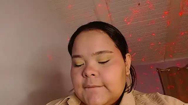 Snapshot of sexychubby___ chatting on 03/26/26, 06:46 sexychubby online show from 03/26/26, 06:46