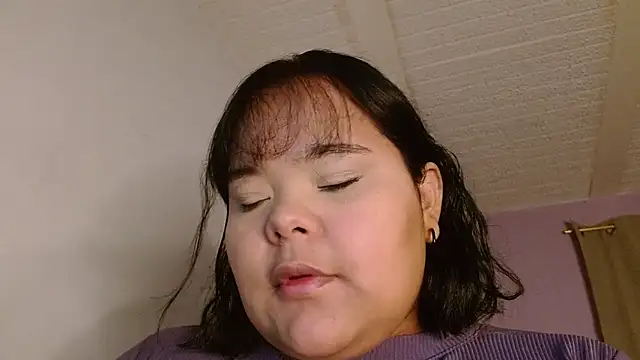 Snapshot of sexychubby___ chatting on 03/29/26, 04:51 sexychubby online show from 03/29/26, 04:51