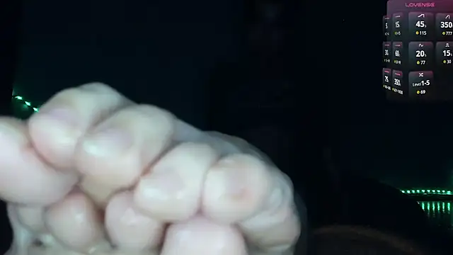 cruellagoth666 online show from 09/30/25, 11:43