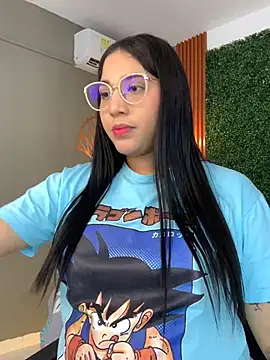 Snapshot of Amandanauty chatting on 12/11/24, 03:13 Amandanauty online show from 12/11/24, 03:13