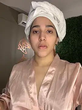 Snapshot of Amandanauty chatting on 11/11/25, 09:15 Amandanauty online show from 11/11/25, 09:15