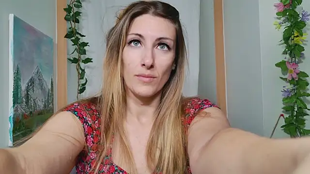 victorialotus online show from 02/01/25, 07:05