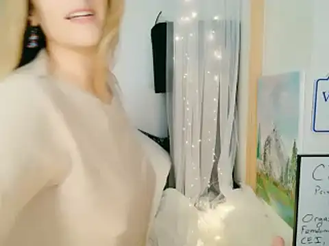 victorialotus online show from 09/25/25, 06:17