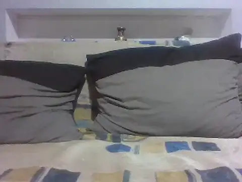 aroj95 online show from 09/12/25, 11:15