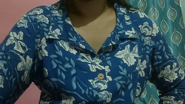 Snapshot of AVNI09- chatting on 02/06/26, 11:24 AVNI09- online show from 02/06/26, 11:24