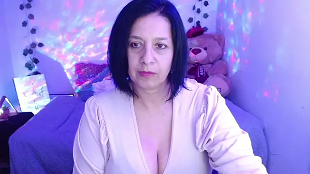 Snapshot of camilalatti chatting on 09/27/25, 12:15 camilalatti online show from 09/27/25, 12:15