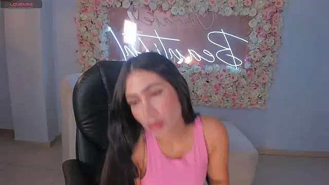 MarieJaneX online show from 12/18/24, 11:02