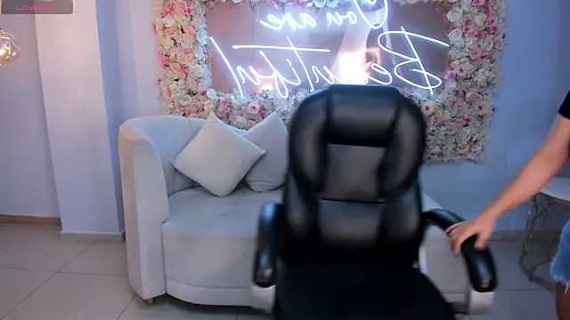 MarieJaneX online show from 02/28/25, 10:41