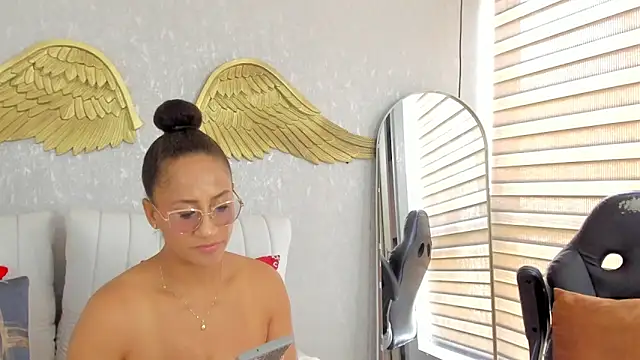 EmmaFerrary online show from 02/26/26, 04:39