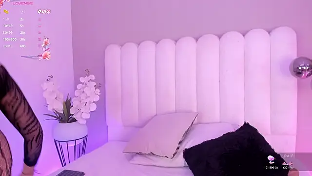 dulcepatersson1  online show from 03/26/26, 09:31