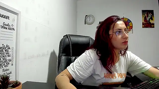 Snapshot of Scarlett_Sen chatting on 12/04/24, 05:22 Scarlett Sen online show from 12/04/24, 05:22