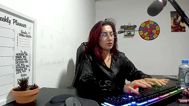 Snapshot of Scarlett_Sen chatting on 12/11/24, 06:52 Scarlett Sen online show from 12/11/24, 06:52