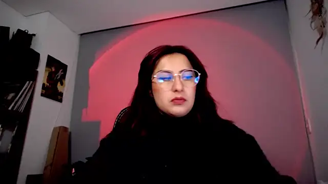 Snapshot of Scarlett_Sen chatting on 10/20/25, 02:17 Scarlett Sen online show from 10/20/25, 02:17