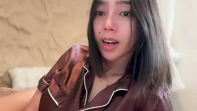 GenesisCastillano online show from 03/05/26, 02:29