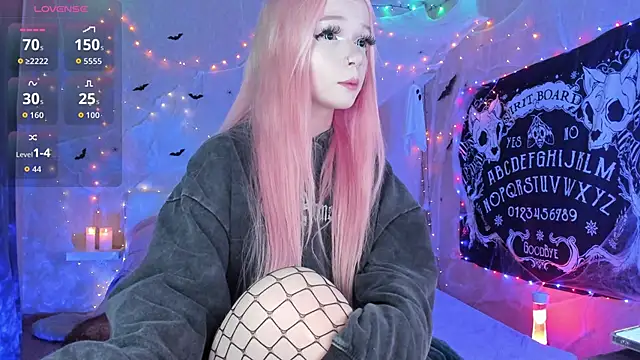 Misty Shadow online show from 11/02/25, 10:56