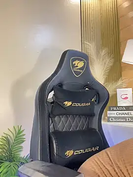 HeavenlyStar online show from 02/05/25, 07:10