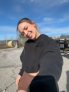 Snapshot of HopeHeaven chatting on 01/18/25, 12:26 HopeHeaven online show from 01/18/25, 12:26