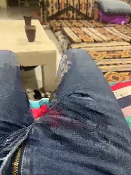 MAHKE12 online show from 11/22/25, 02:49