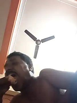 Snapshot of divakar2022 chatting on 10/15/25, 08:14 divakar2022 online show from 10/15/25, 08:14