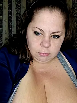 Ginabig online show from 11/16/25, 03:12