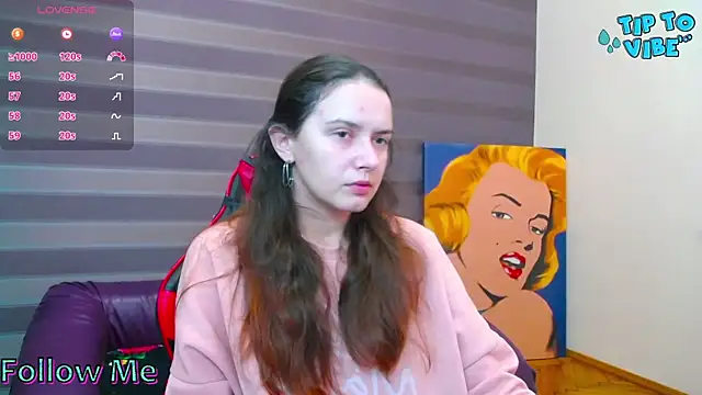 iris nikhols online show from 11/25/25, 02:44