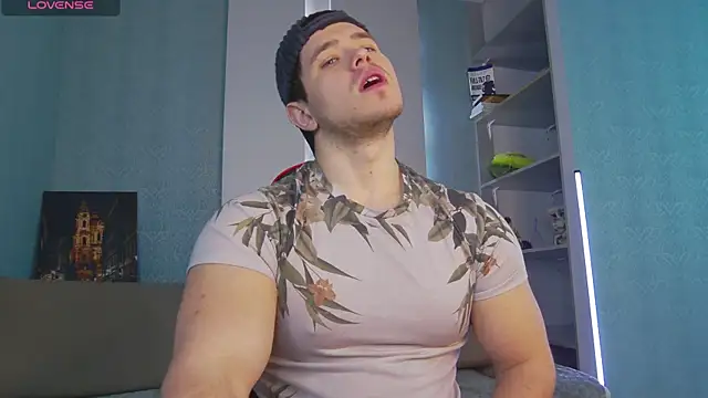 Arilas  online show from 03/23/25, 07:20