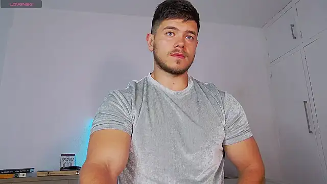 Arilas  online show from 04/19/26, 06:56