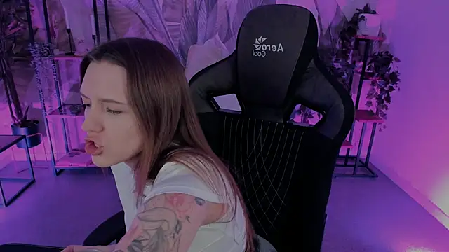 JennyDens online show from 03/03/25, 05:31