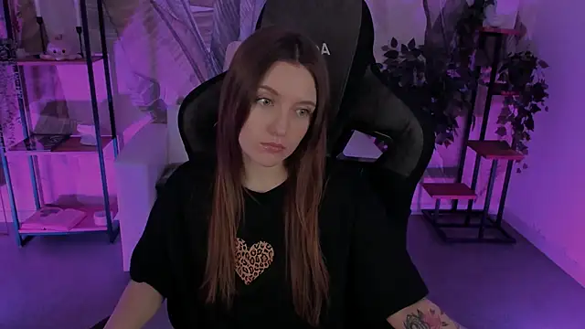 JennyDens online show from 03/04/25, 02:17