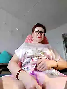 Snapshot of Fire_Night chatting on 01/29/25, 08:18 Fire Night online show from 01/29/25, 08:18