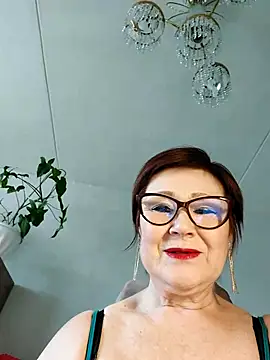 Snapshot of Fire_Night chatting on 09/09/25, 08:25 Fire Night online show from 09/09/25, 08:25