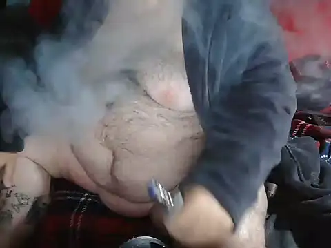 onkelgrau65 online show from 10/15/25, 02:44