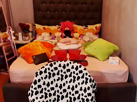 UnMarriedwifeTSX online show from 04/04/26, 11:46