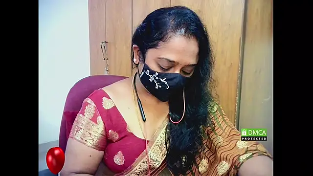 sexynayan23 online show from 10/22/25, 05:08