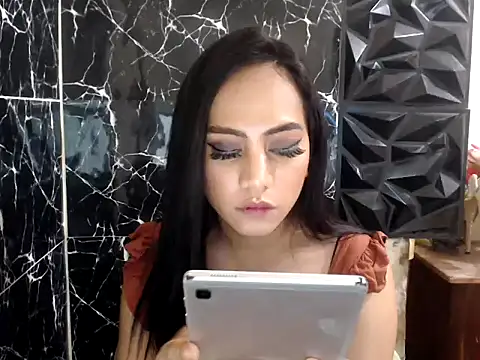 MissKeanna online show from 02/11/25, 06:40