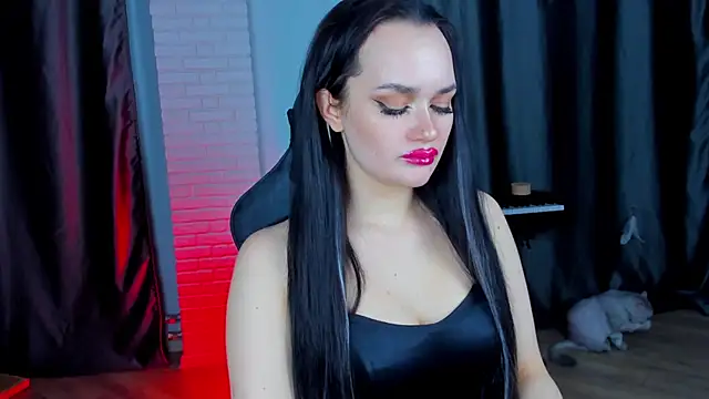 QueenAliss online show from 12/10/24, 03:12