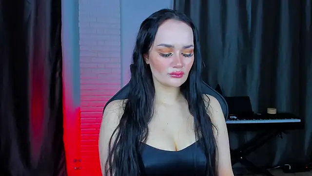 QueenAliss online show from 01/28/25, 08:25