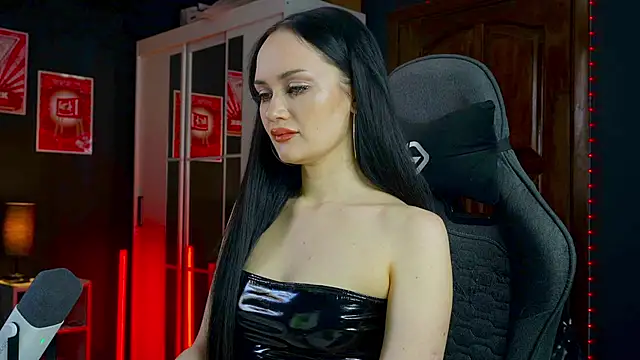 QueenAliss online show from 02/21/26, 06:25