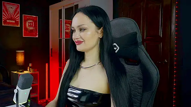 QueenAliss online show from 03/04/26, 05:02